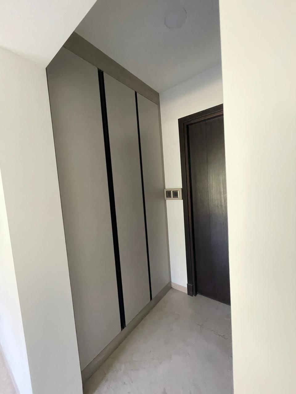 Wardrobe 23